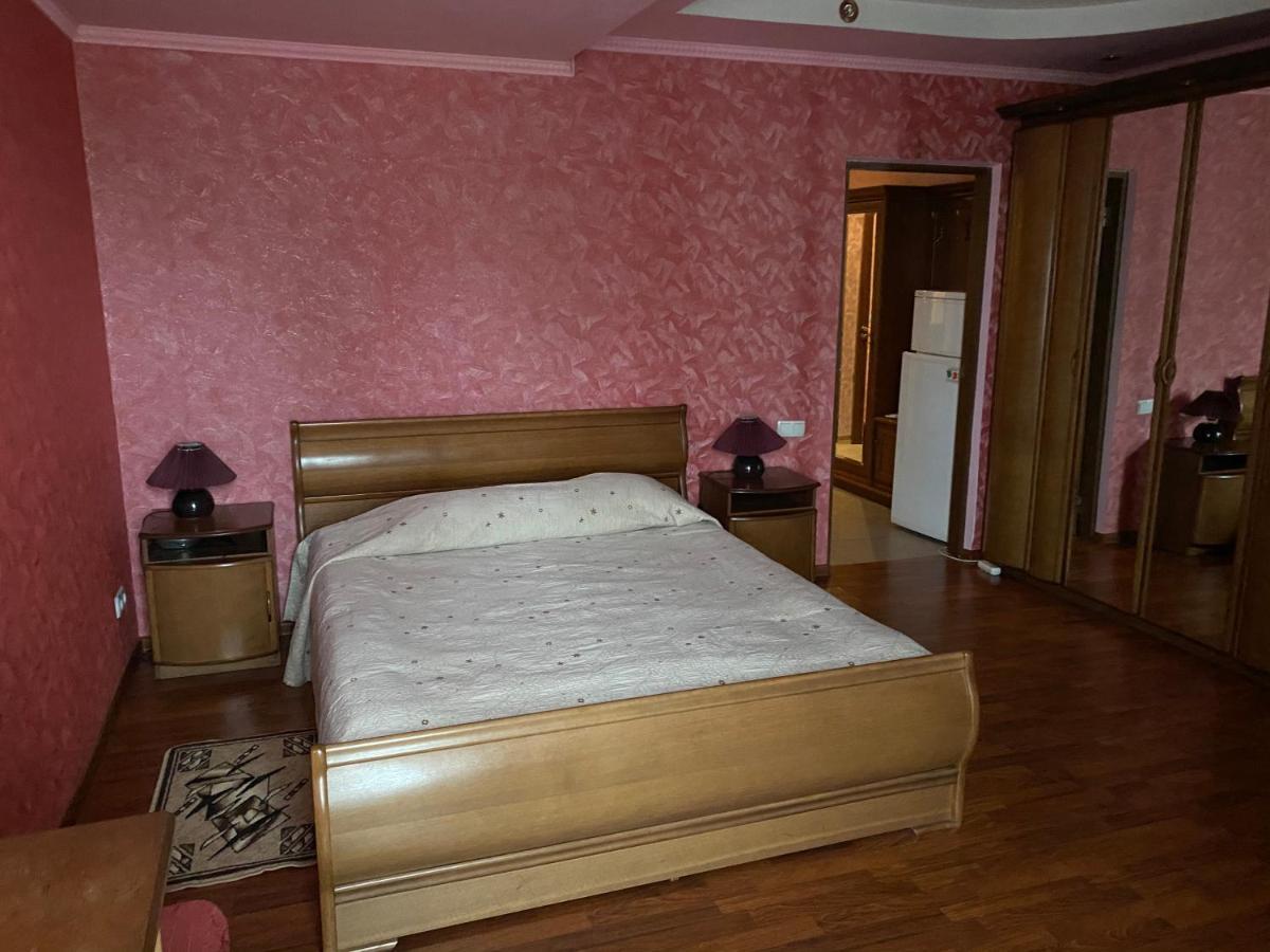 Hotel Гостинний Маєток Myla Exterior foto