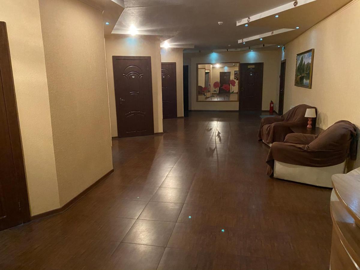 Hotel Гостинний Маєток Myla Exterior foto